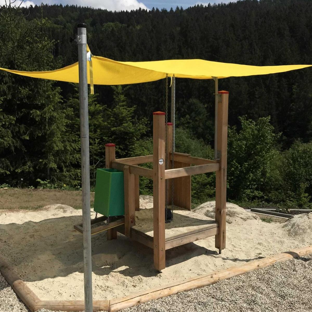 Kleine Sandbaustelle