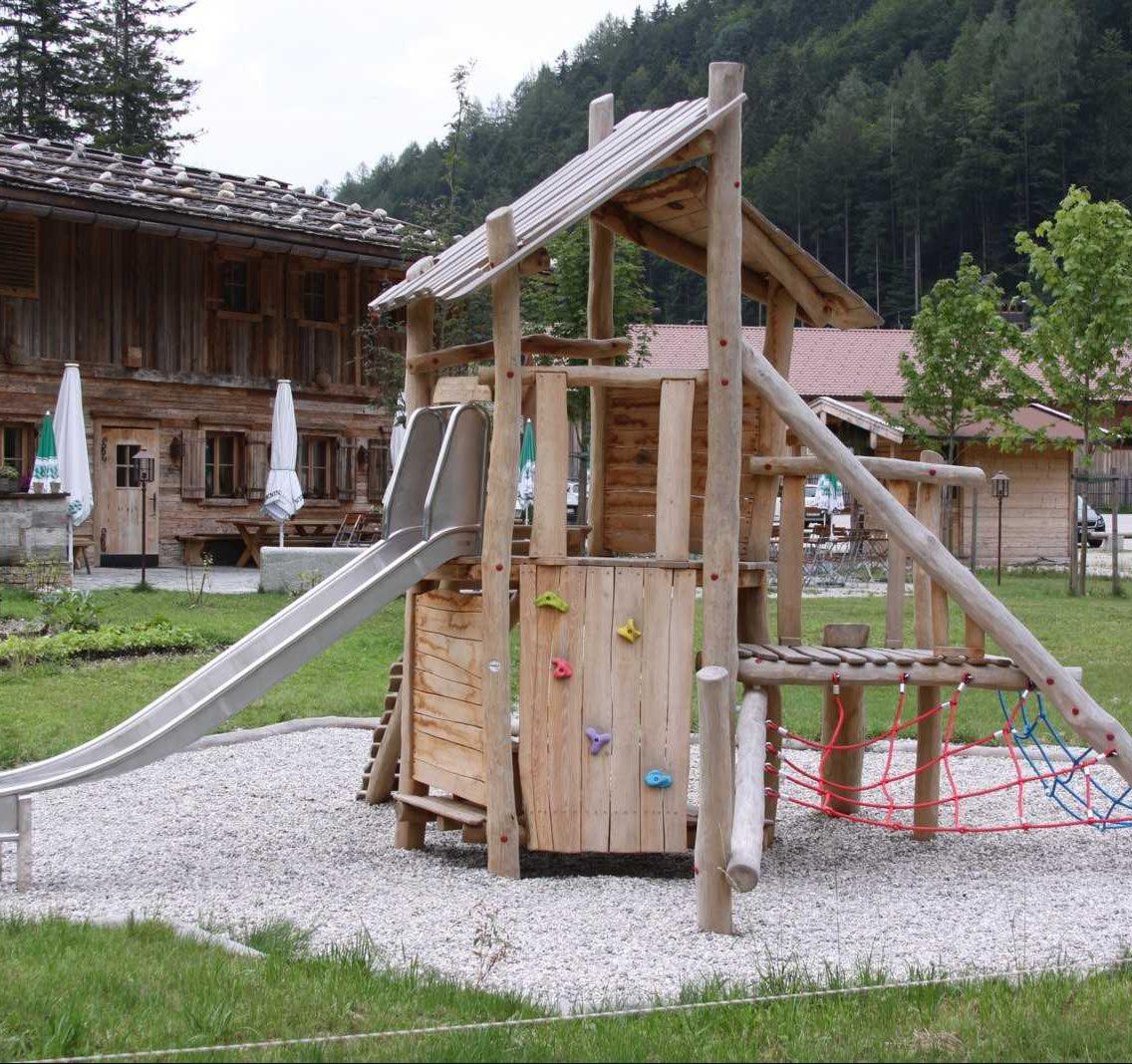 Robinien Spielturmanlage „Mars“